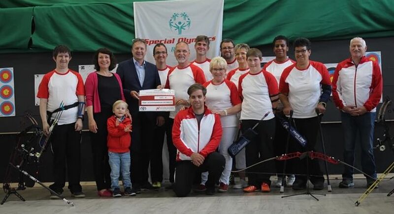 Toyota Crowd sammelt 2.000 Euro für integrativen Bogenverein